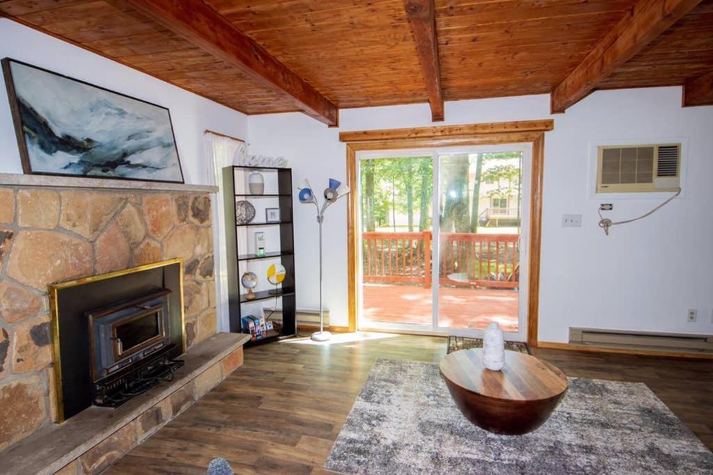 איסט סטרודסבורג Entire 3 Bedroom Adventure Chalet, Near The Best Of The Poconos מראה חיצוני תמונה