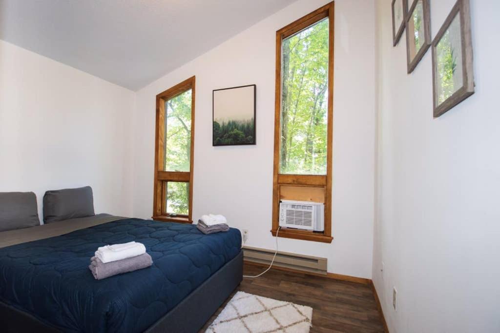 איסט סטרודסבורג Entire 3 Bedroom Adventure Chalet, Near The Best Of The Poconos מראה חיצוני תמונה